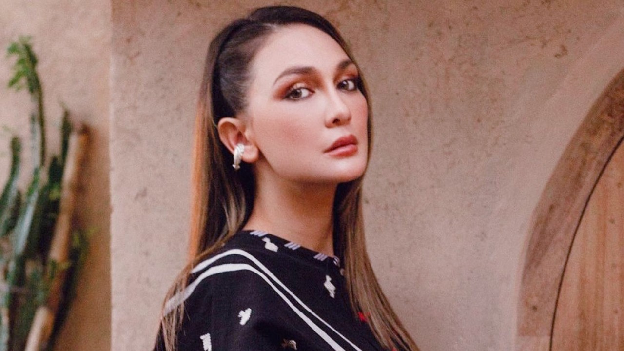 Video Lawas Luna Maya Goda Ariel NOAH Viral